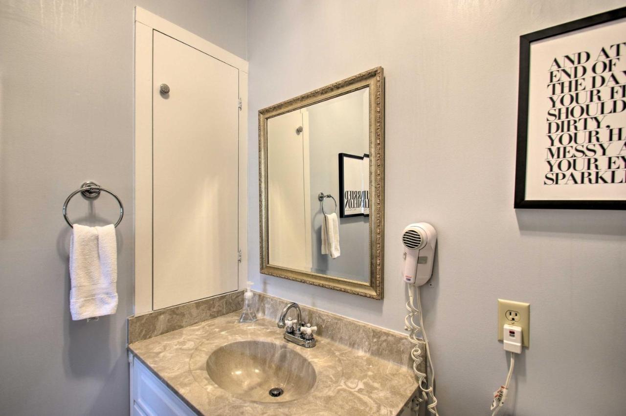 Wintergreen Resort Mountain Condo With Pool Access! Lyndhurst Exteriör bild