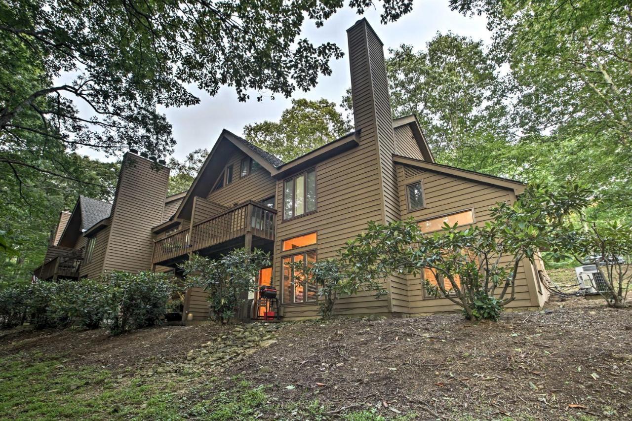 Wintergreen Resort Mountain Condo With Pool Access! Lyndhurst Exteriör bild